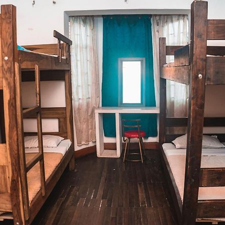 Hostal Cq Chapinero Богота Экстерьер фото