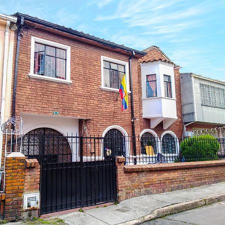 Hostal Cq Chapinero Богота Экстерьер фото