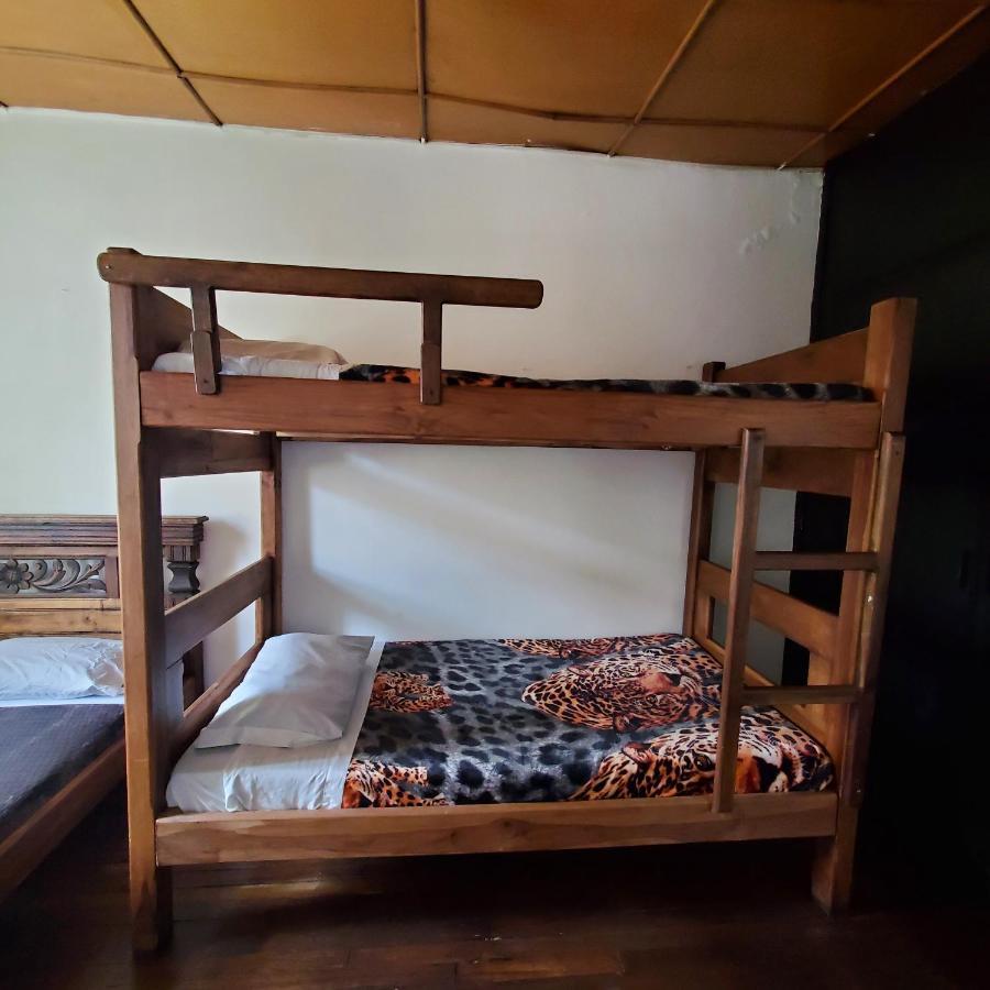 Hostal Cq Chapinero Богота Экстерьер фото