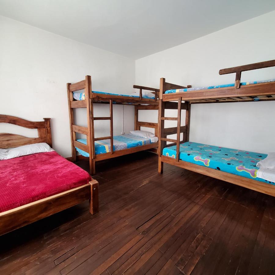 Hostal Cq Chapinero Богота Экстерьер фото