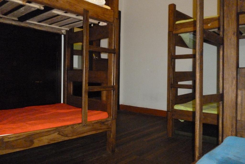 Hostal Cq Chapinero Богота Экстерьер фото